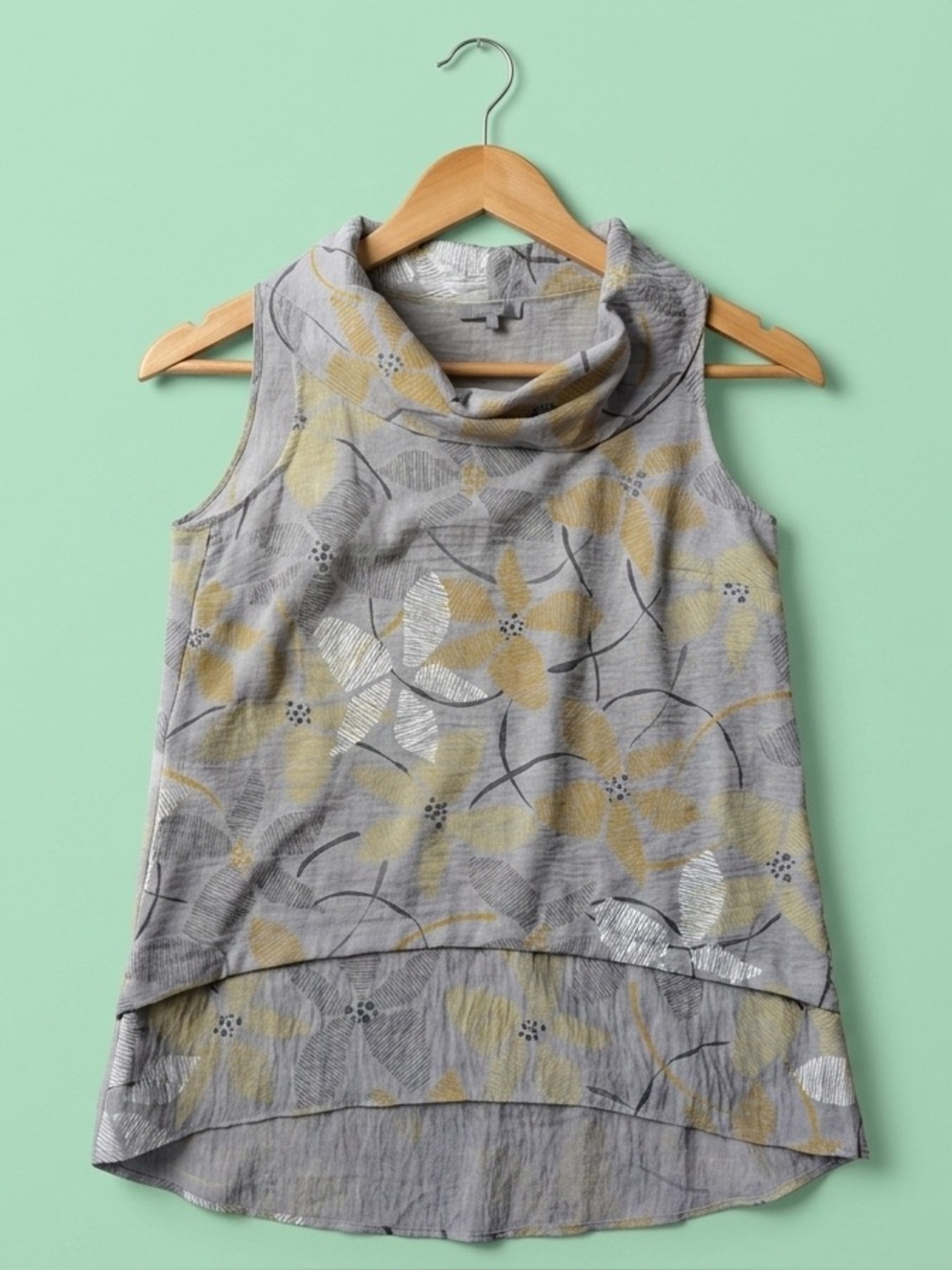 Habitat Gray Floral Sleeveless Cowl Neck Top with Yellow Accents Sz S